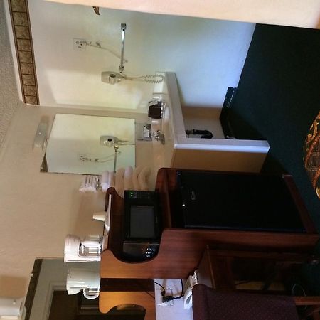 Townhouse Motel Sanger Εξωτερικό φωτογραφία